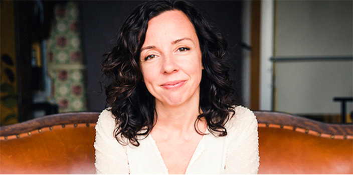 Top NYC acting coach Heidi Marshall teaches online acting classes and in-person masterclass